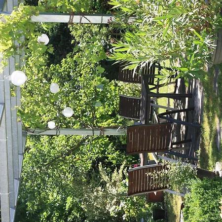 Wohlfuehloase Fuer Natur- Und Gartenliebhaber By Interhome